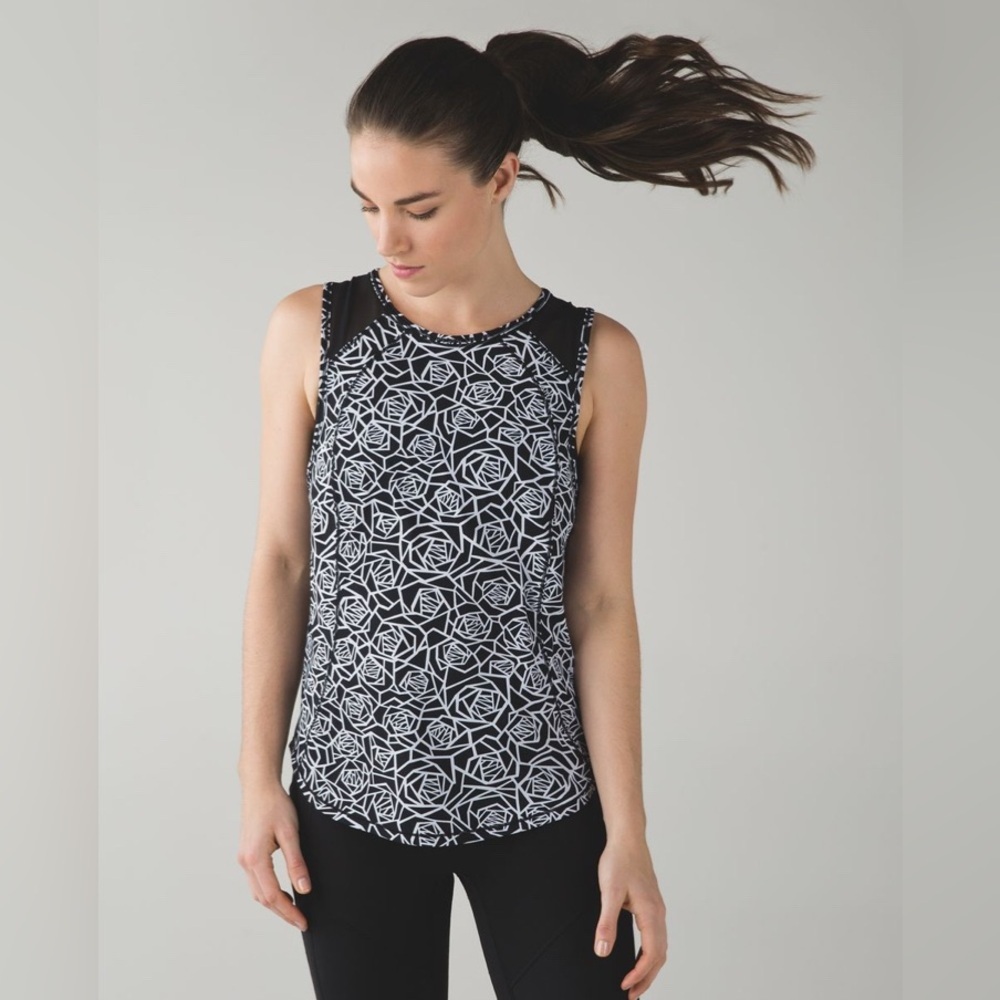 Lululemon Floral Flowy Workout Running Gym Sculpt Sleeveless Tank